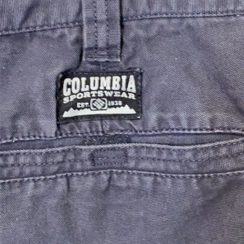 💜💜 Men’s Columbia Shorts Size 36 100% Cotton